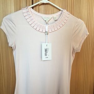 NWT Ted Baker London fitted tee with neck detail